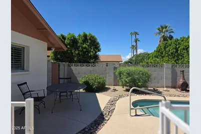 4602 W Seldon Lane, Glendale, AZ 85302 - Photo 1