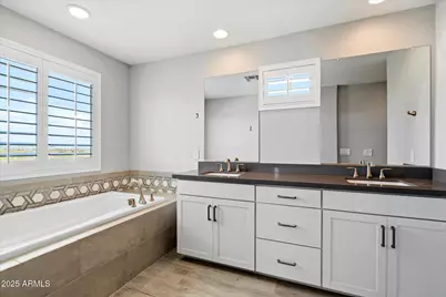 25509 N 140th Drive, Surprise, AZ 85387 - Photo 19