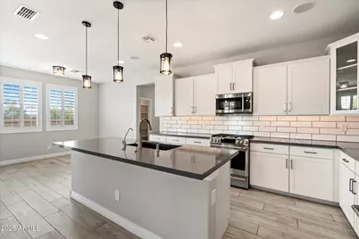 25509 N 140th Drive, Surprise, AZ 85387 - Photo 3