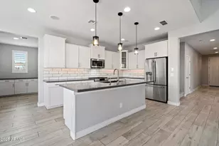 25509 N 140th Dr, Surprise, AZ 85387 - Photo 5