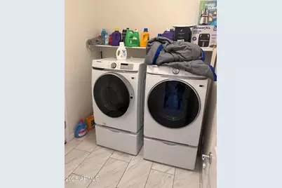 8214 W Florence Avenue, Phoenix, AZ 85043 - Photo 15