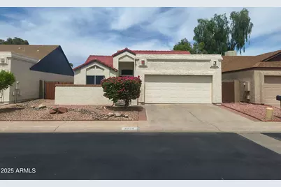 6534 W North Lane, Glendale, AZ 85302 - Photo 1