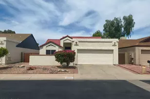 6534 W North Ln, Glendale, AZ 85302 - Photo 1