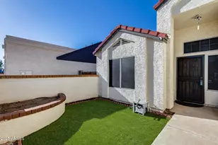 6534 W North Ln, Glendale, AZ 85302 - Photo 7