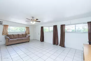 12062 N St Annes Dr, Sun City, AZ 85351 - Photo 37