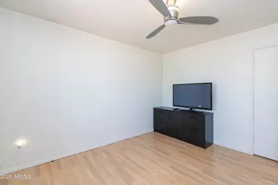 12062 N Saint Annes Drive, Sun City, AZ 85351 - Photo 25