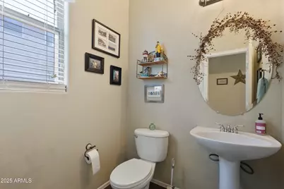 2116 W Kuralt Drive, Anthem, AZ 85086 - Photo 17