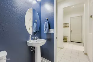 20393 N Wagner Wash Dr, Buckeye, AZ 85396 - Photo 15