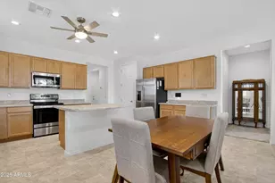 2079 E Escondido Pl, Casa Grande, AZ 85122 - Photo 7