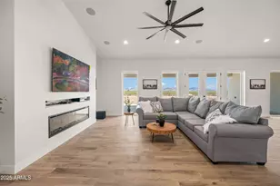 22145 W Harwell Rd, Buckeye, AZ 85326 - Photo 25