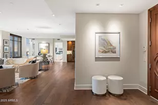 2402 E Esplanade Ln, Phoenix, AZ 85016 - Photo 9