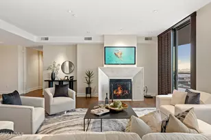 2402 E Esplanade Ln, Phoenix, AZ 85016 - Photo 1