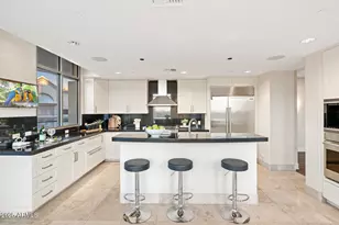 2402 E Esplanade Ln, Phoenix, AZ 85016 - Photo 23