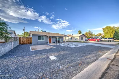 2508 E Clarendon Avenue, Phoenix, AZ 85016 - Photo 3