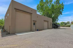 6831 E Paradise Dr, Scottsdale, AZ 85254 - Photo 13