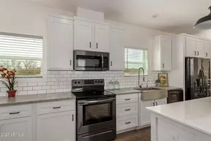 52819 W Quail Ct, Maricopa, AZ 85139 - Photo 11