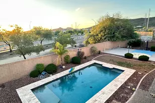 2405 East Charlotte Dr, Phoenix, AZ 85024 - Photo 37