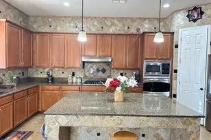 2405 East Charlotte Dr, Phoenix, AZ 85024 - Photo 21