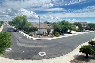 2405 East Charlotte Dr, Phoenix, AZ 85024 - Photo 33