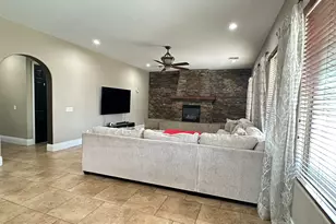 2405 East Charlotte Dr, Phoenix, AZ 85024 - Photo 17