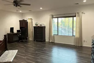 2405 East Charlotte Dr, Phoenix, AZ 85024 - Photo 29