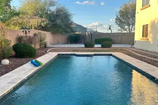 2405 East Charlotte Dr, Phoenix, AZ 85024 - Photo 25