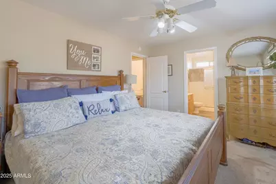 10528 W Potter Drive, Peoria, AZ 85382 - Photo 11