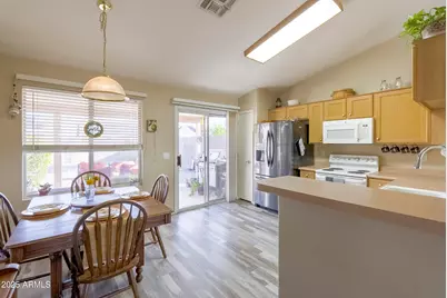 10528 W Potter Drive, Peoria, AZ 85382 - Photo 5