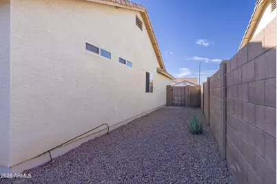 10528 W Potter Drive, Peoria, AZ 85382 - Photo 23