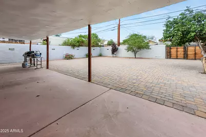 137 N Madison Street, Wickenburg, AZ 85390 - Photo 3