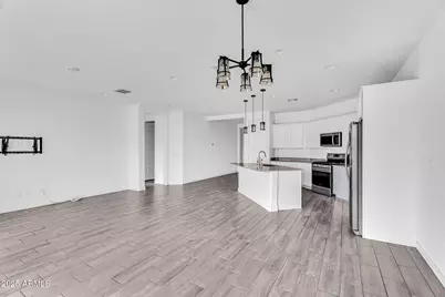 453 E Wiley Way, Casa Grande, AZ 85122 - Photo 9