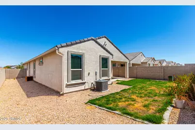 38251 W San Alvarez Avenue, Maricopa, AZ 85138 - Photo 31