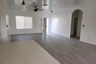 13905 S Avalon Rd, Arizona City, AZ 85123 - Photo 5