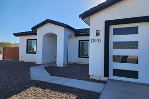 13905 S Avalon Rd, Arizona City, AZ 85123 - Photo 1