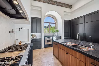 15427 E Firerock Country Club Drive, Fountain Hills, AZ 85268 - Photo 19