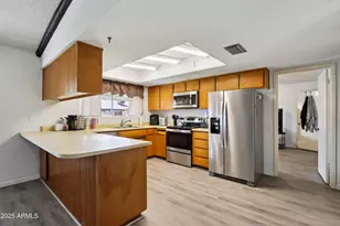 1821 E Colgate Dr, Tempe, AZ 85283 - Photo 13