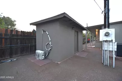 8011 E 5th Avenue, Mesa, AZ 85208 - Photo 27
