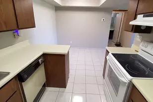 4444 E Paradise Village Pkwy N, Phoenix, AZ 85032 - Photo 3