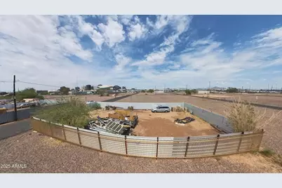 815 S 9th Place #*, Phoenix, AZ 85034 - Photo 3