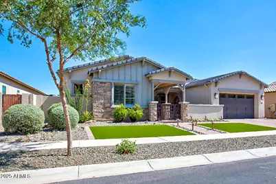 3118 E Gary Way, Phoenix, AZ 85042 - Photo 1