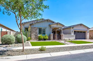 3118 E Gary Way, Phoenix, AZ 85042 - Photo 1