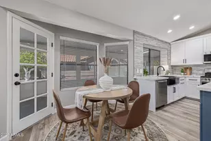 9152 W Oraibi Dr, Peoria, AZ 85382 - Photo 7