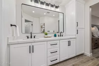 9152 W Oraibi Drive, Peoria, AZ 85382 - Photo 25