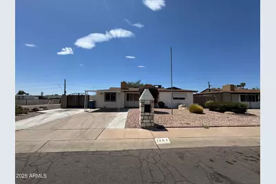 1284 S Lawther Drive, Apache Junction, AZ 85120 - Photo 1