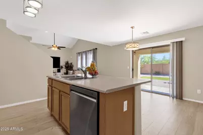 5309 S 16th Drive, Phoenix, AZ 85041 - Photo 17