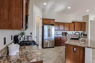 18391 W Verdin Rd, Goodyear, AZ 85338 - Photo 21