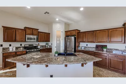 18391 W Verdin Road, Goodyear, AZ 85338 - Photo 19