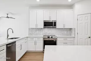 15733 W Ventura St, Surprise, AZ 85379 - Photo 11