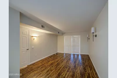 10523 W Highwood Lane, Sun City, AZ 85373 - Photo 17