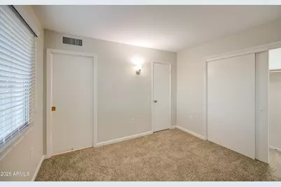 10523 W Highwood Lane, Sun City, AZ 85373 - Photo 21